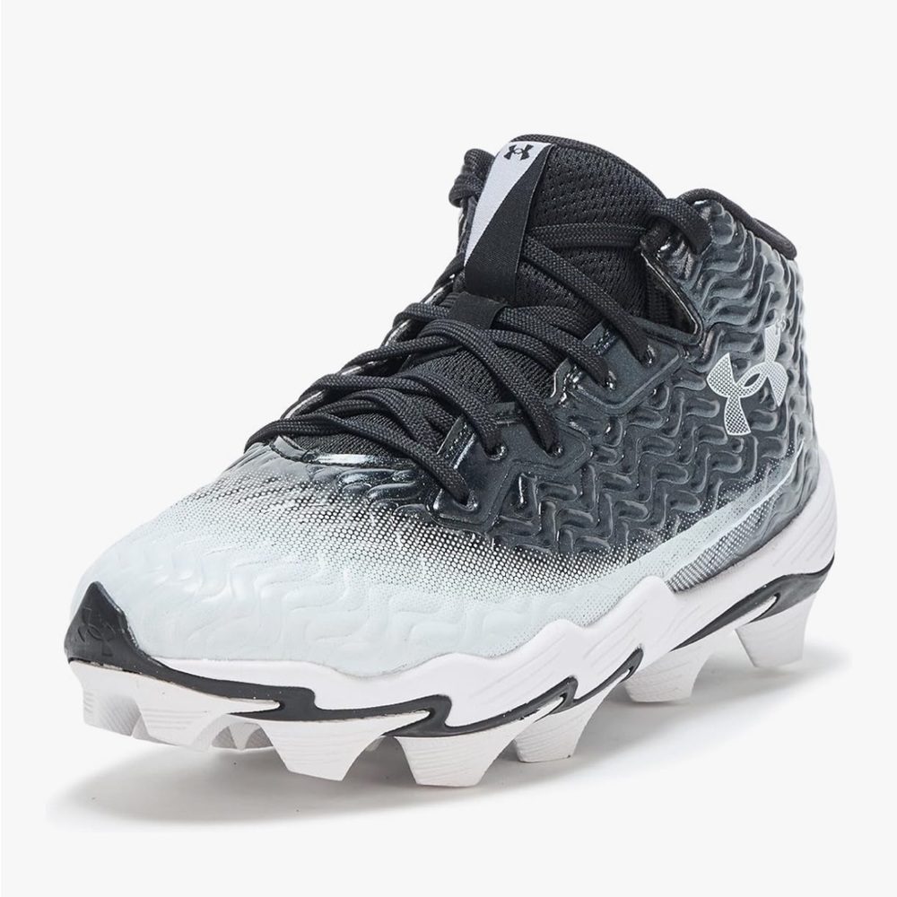 Under Armour Boy's Spotlight Hammer Rm Jr Football Sneaker, size 2.5 Little Kid